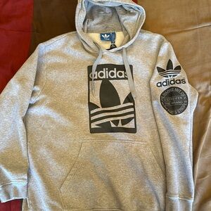 Adidas Men's Original Trefoil Street Graphic Pullover Hoodie in Gray, Size: XL